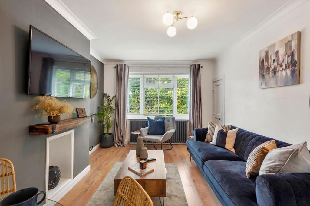 Stylish Maisonette Near The Heath With Free Parking & Wi-fi Apartment Maidstone