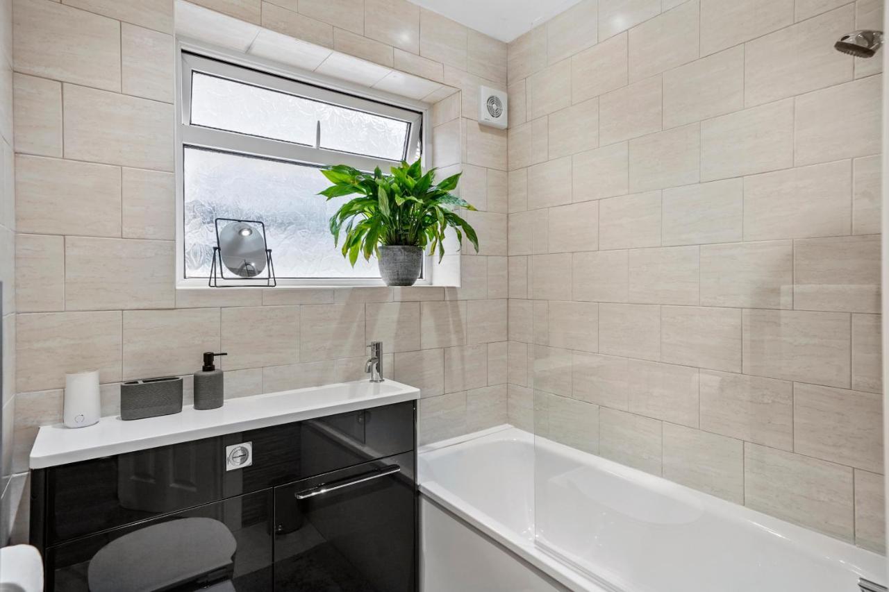 Apartment Stylish Maisonette Near The Heath With Free Parking & Wi-fi